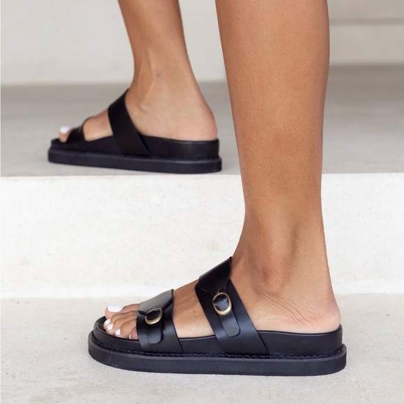 NWT Liberté Amalfi Black Leather Double-Strap Women's Slide Sandals - Picture 5 of 6